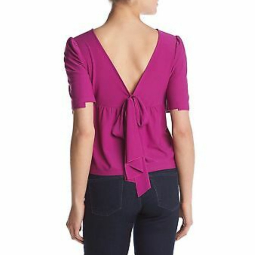 Kensie Tie back blouse